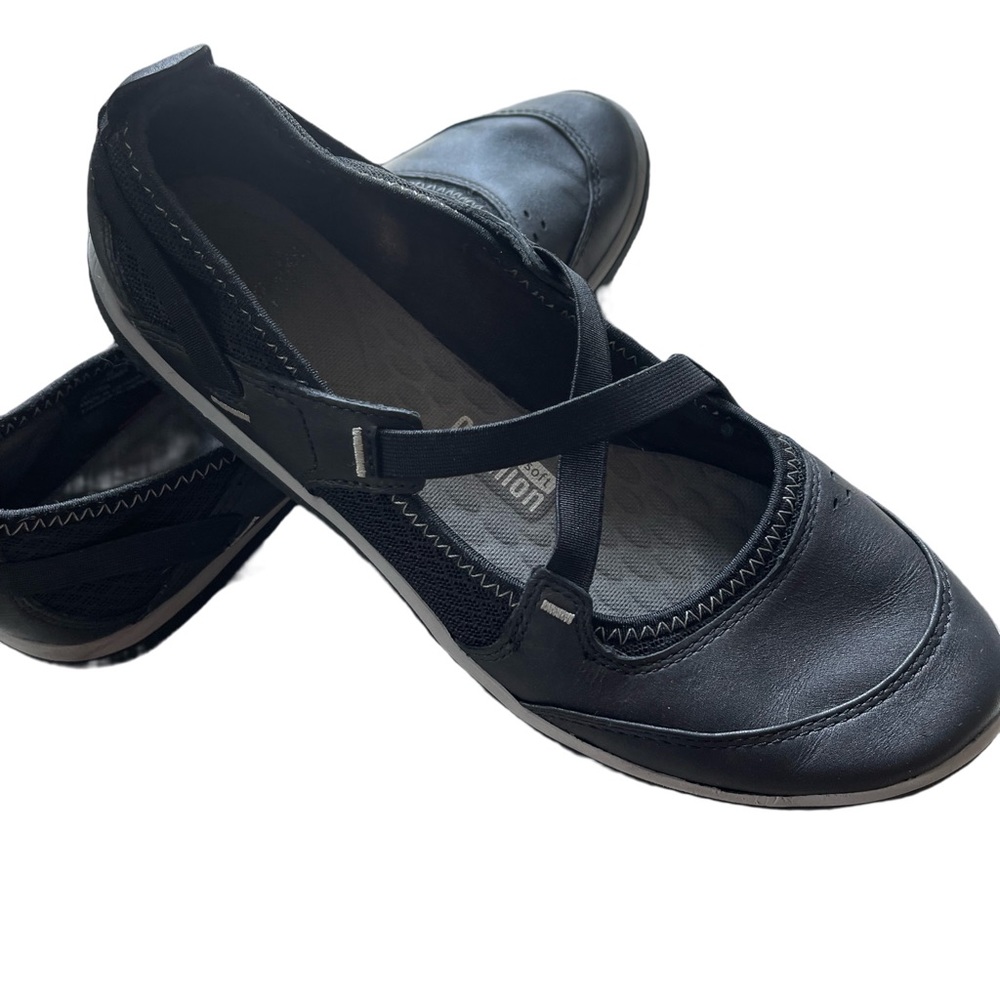 Clark sneaker